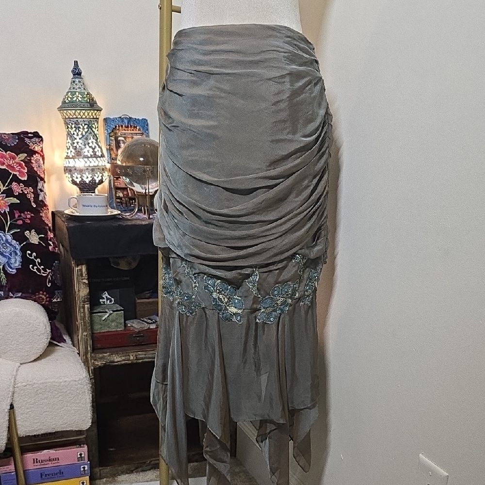 STUNNING Bob Mackie 100% Silk Grey and Blue Embellished Skirt